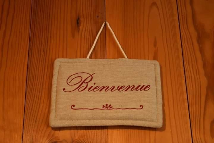 Gite Du Cheval Blanc D'Houmont Sainte-Ode Luaran gambar